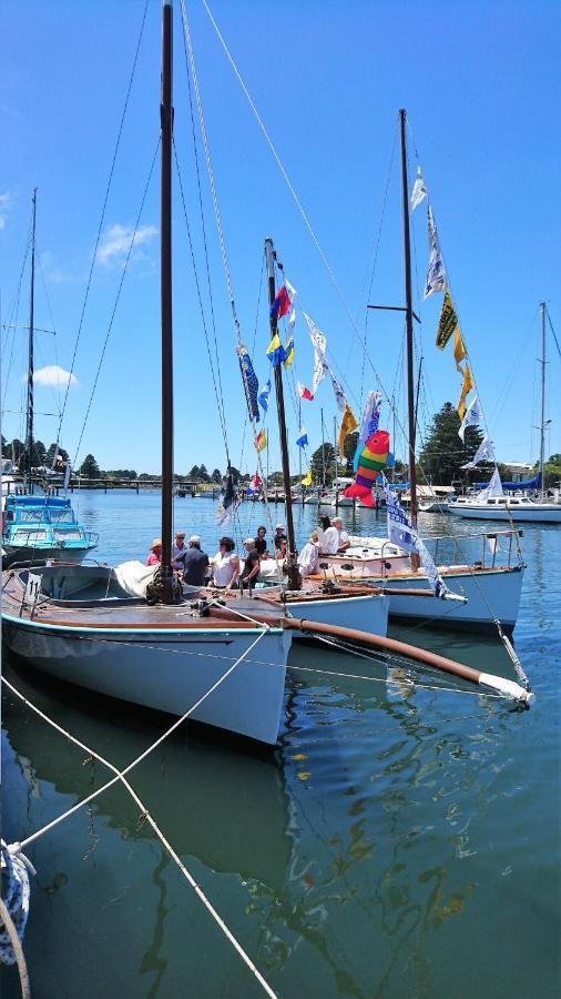 The Boatshed Waterfront B&B Port Fairy Exteriör bild